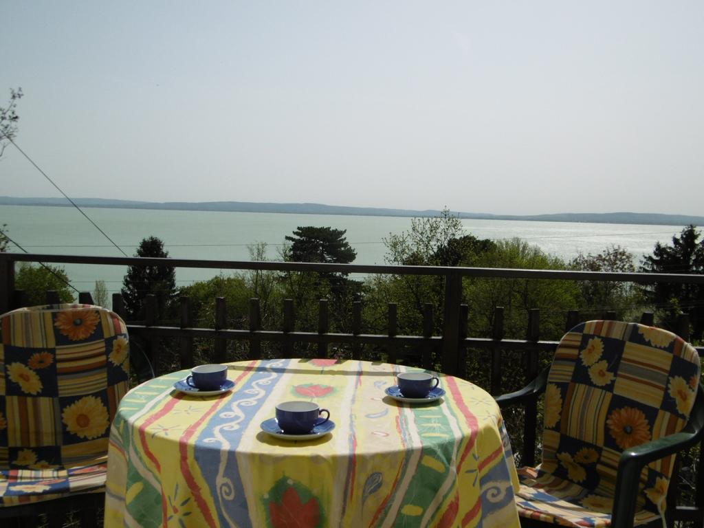 Panorama Vendeghaz Appartement Balatonszepezd Buitenkant foto