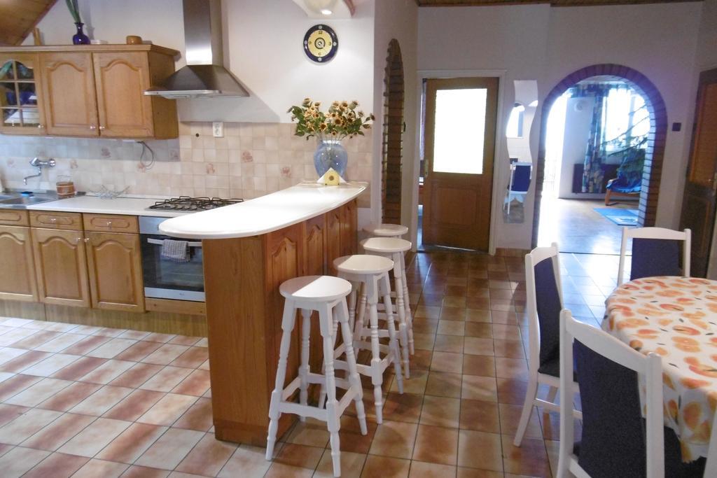 Panorama Vendeghaz Appartement Balatonszepezd Kamer foto