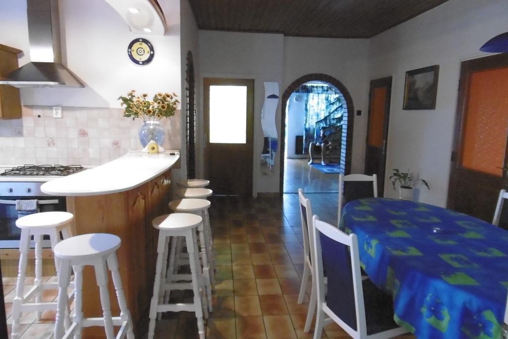 Panorama Vendeghaz Appartement Balatonszepezd Kamer foto