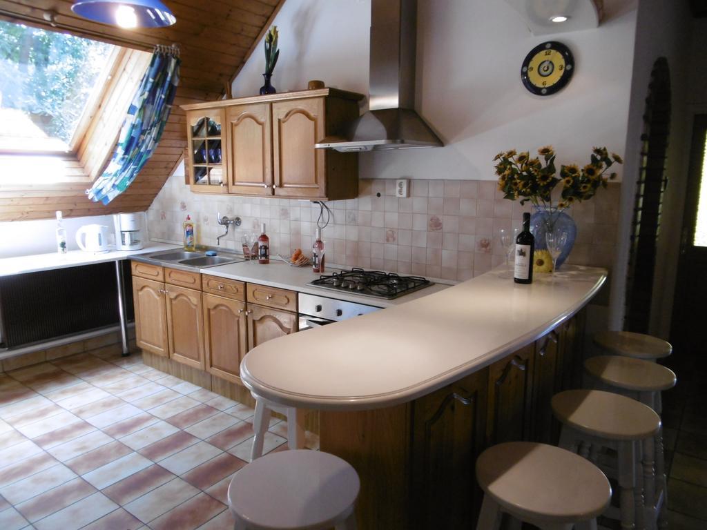 Panorama Vendeghaz Appartement Balatonszepezd Kamer foto